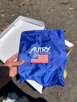 Autry medalist Low