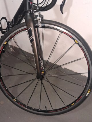 Bicicleta de carretera Felt F75