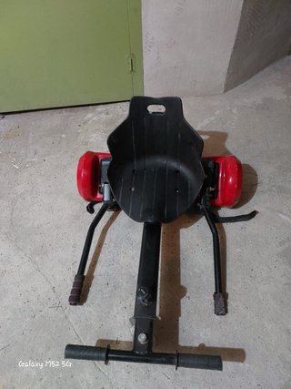Patinete Eléctrico Rojo Innjoo con Silla