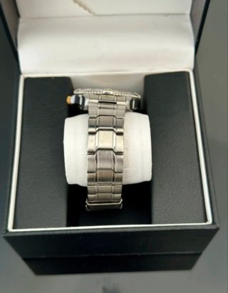 Seiko 5 Sports Automático - Dial Dorado "Sunburst"