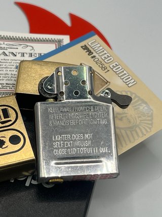 Zippo in ottone con geroglifici egizi Tutankhamon