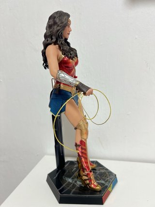 Hot Toys Wonder Woman 1984 MMS584 1/6