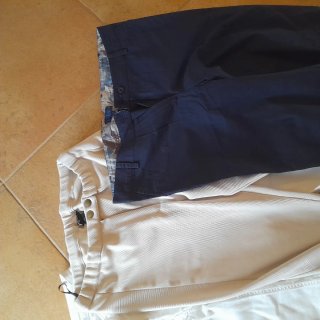 Pantalones vaqueros a 1€ cada uno T.38