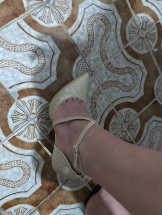 Tacchi alti da donna Tulipano oro