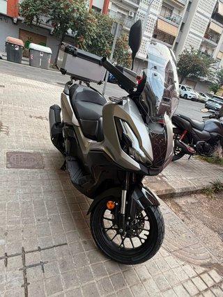 Honda ADV 350 2025 Maxi-Scooter