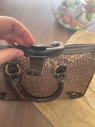 Bolso cartera Soigne marrón