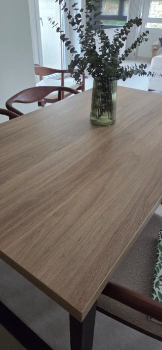 Mesa de comedor y 4 sillas