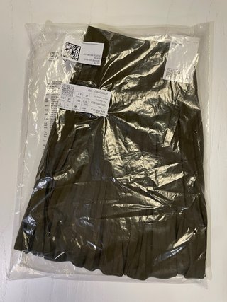Minifalda pantalón H&M verde plisada nueva