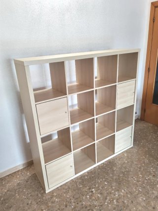 Estantería Kallax Ikea 4x4 con 4 Puertas