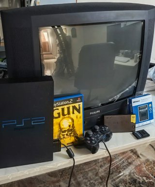 Pack PS2 Fat + TV Tubo Philips y extras