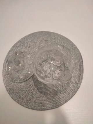 Joyero de cristal tallado