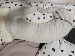 Cojín y almohada de lactancia