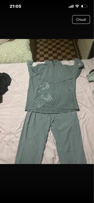 Tuta completa Nike grigia