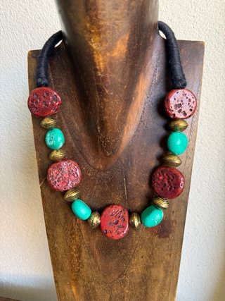 Collar artesanal étnico