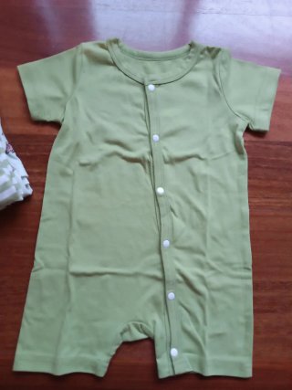 Lote 4 Pijamas / Peleles Bebé