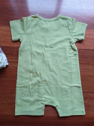 Lote 4 Pijamas / Peleles Bebé