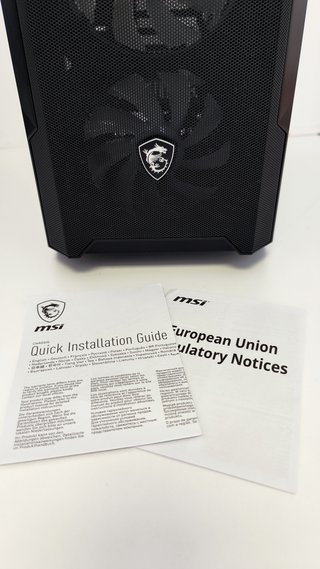 Torre PC MSI MAG Forge M100R Negra
