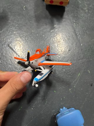 Lote de 4 Juguetes: Avión, Helicóptero, Coche