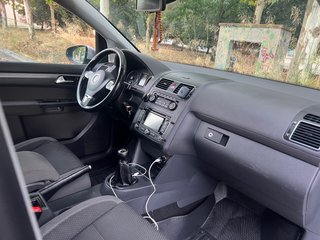 Volkswagen Touran 2011