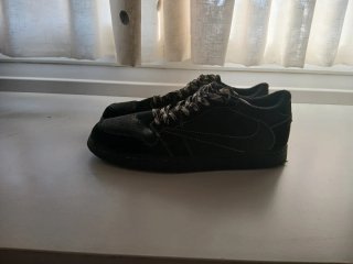 Jordan 1 Low Travis Scott Phantom