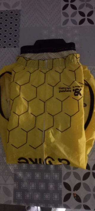 Cortavientos Jumbo Visma Amarillo