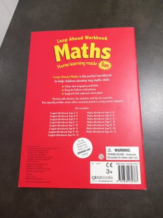 Cuaderno actividades de matemáticas en inglés.