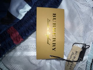 Costume Burberry XL ma questo capo veste M.