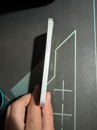 iPhone 13 Blanco 128GB 75% Batería