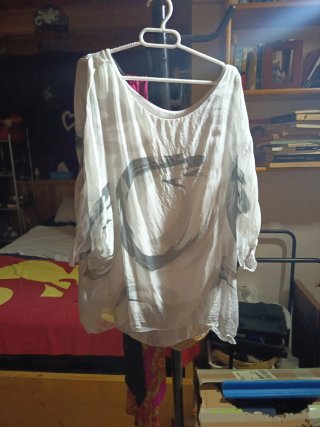 Blusa transparente estampada