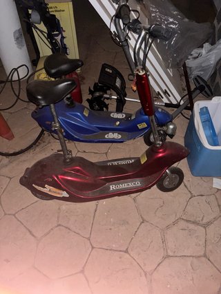 Patinetes eléctricos vintage (2 unidades)