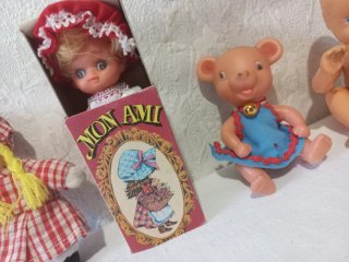 Lote de muñecas y osito