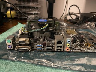 Placa Base ASUS H110M-K + 8GB DDR4