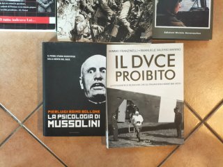 6 libri storici e un DVD di guerra