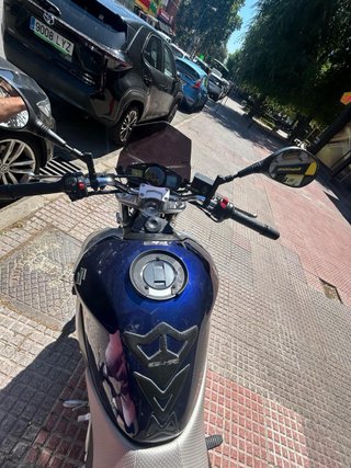 Suzuki GSR600 2007 - 23064 Km