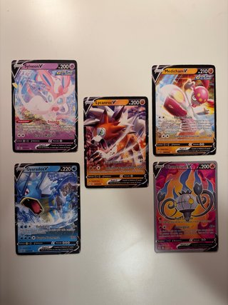 Lote 5 Cartas Pokémon V (Sylveon, Gyarados, Lycanr