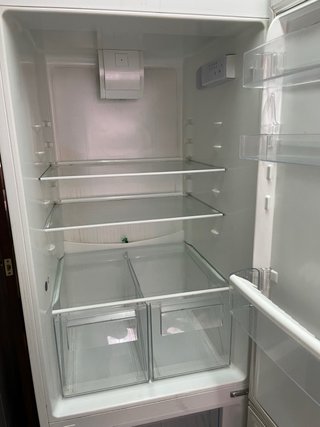 Nevera blanca