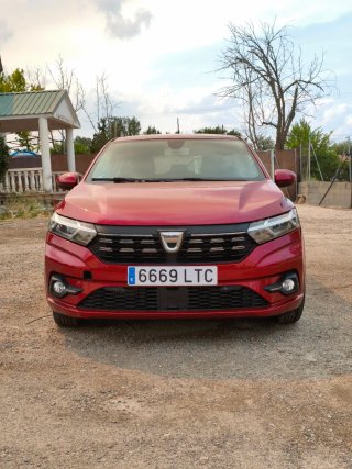 Dacia Sandero 2021 inundado