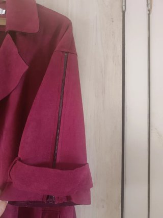 Blazer morado con cinturón