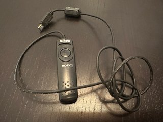 Nikon D5600 12.894 disparos + 18-55 VR + Extras