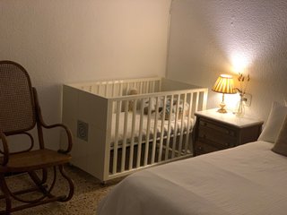 Cuna Alondra blanca