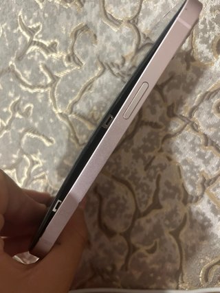 iPhone 13  Lo vendo para piezas  No se enciende