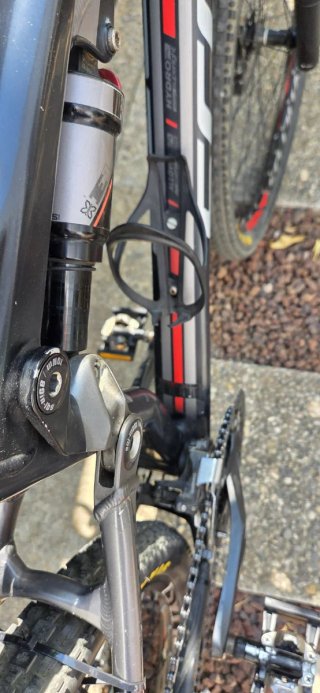 Bicicleta Scott Montaña Full Suspension