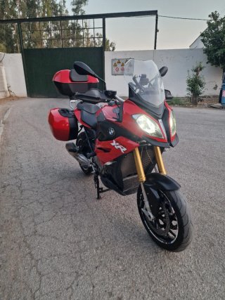 BMW S1000XR 2015 Roja y Negra