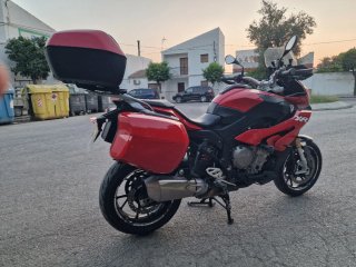 BMW S1000XR 2015 Roja y Negra