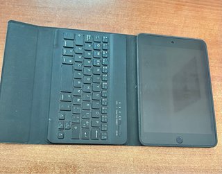 iPad mini 5ª gen Gris + funda teclado