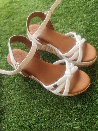 Sandalias Popa cuña esparto blancas