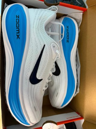 Nike Vomero Plus Nuevas
