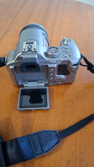 Camara digital Panasonic Lumix DMC FZ50 + objetivo