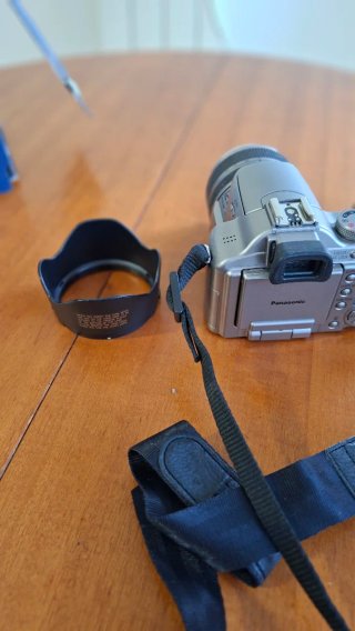Camara digital Panasonic Lumix DMC FZ50 + objetivo