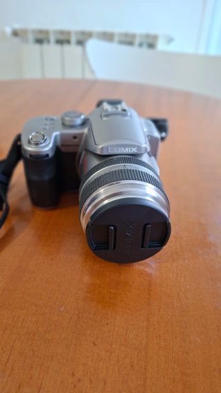 Camara digital Panasonic Lumix DMC FZ50 + objetivo